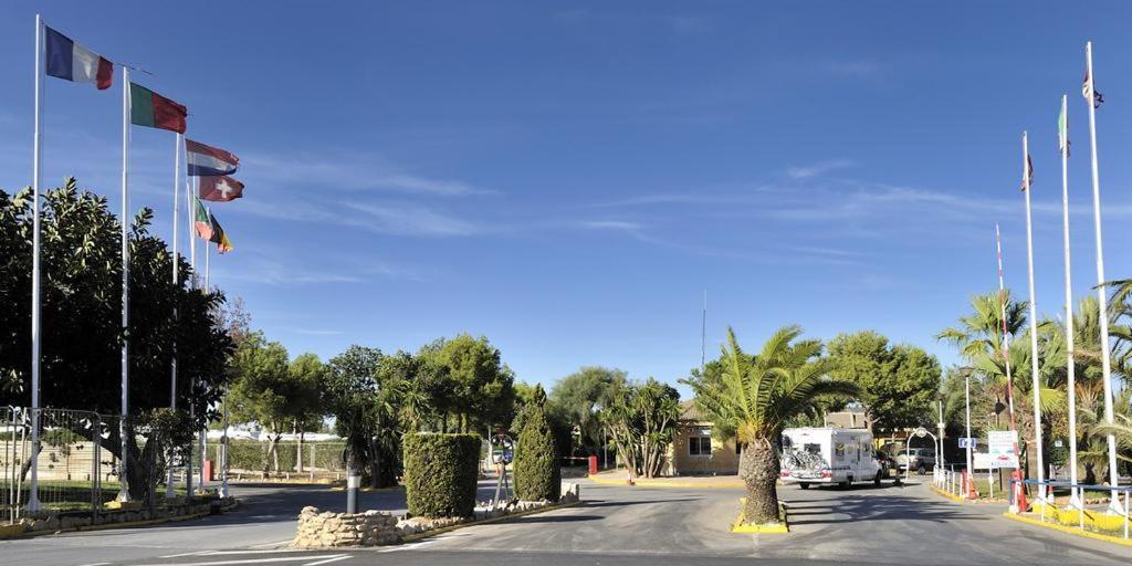 Camping Caravaning La Manga 木尔西亚 外观 照片